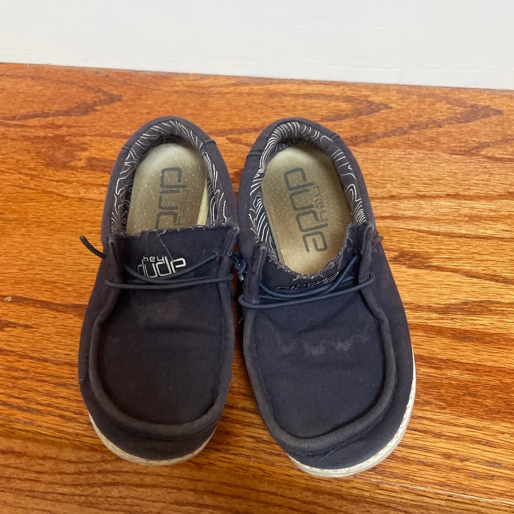Hey dudes navy shoes